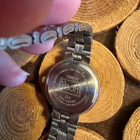 Vintage Disney Winnie the Pooh watch - Picture 3 of 4